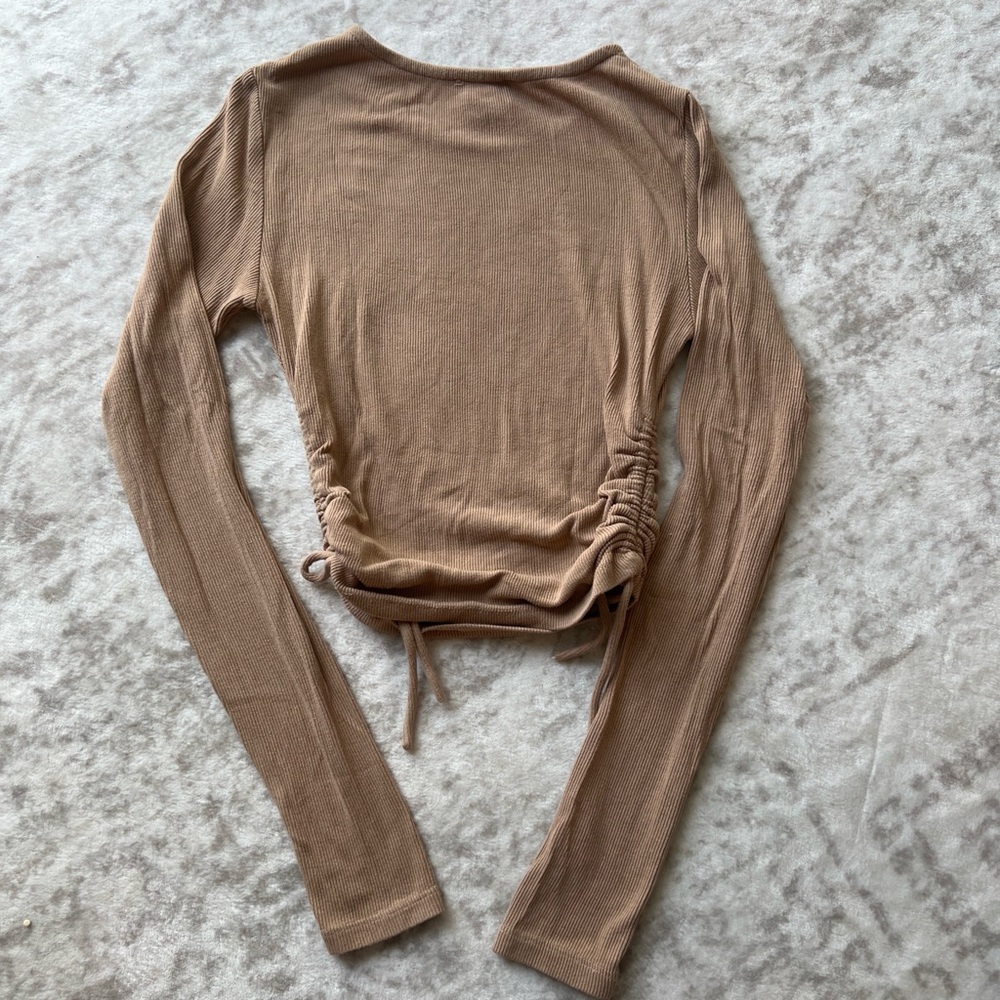 Princess Polly Tan Long Sleeve Top - Picture 4 of 5